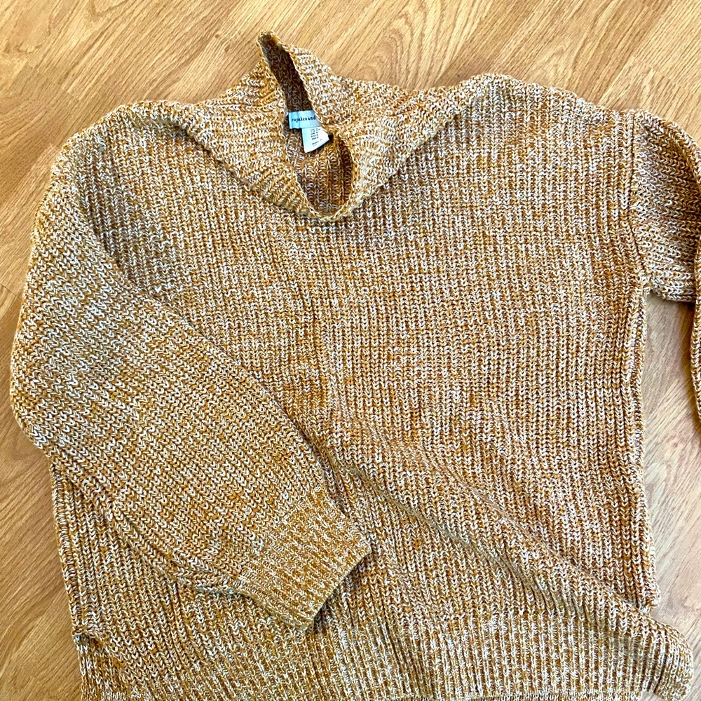 Cozy Fall Sweater 🍁 - Picture 2 of 6